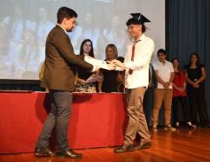 Foto de la galería: Segunda parte del encuentro y alegría que puso broche a la colación de los de 5to de la Madre de la Misericordia