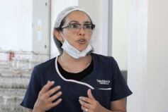 Foto de la galería: Junto a Canal 12, visita a la Biofábrica, entrevistas, recorrido por el laboratorio y producción 