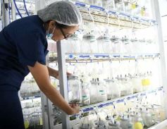 Foto de la galería: Junto a Canal 12, visita a la Biofábrica, entrevistas, recorrido por el laboratorio y producción 