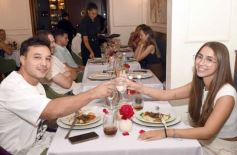 Foto de la galería: Con San Valentín, familias y gente amiga, mucho del día y noche en la ciudad en este febrero de disfrute
