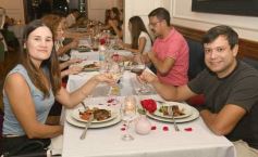 Foto de la galería: Con San Valentín, familias y gente amiga, mucho del día y noche en la ciudad en este febrero de disfrute