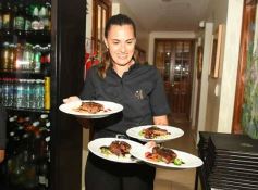 Foto de la galería: Con San Valentín, familias y gente amiga, mucho del día y noche en la ciudad en este febrero de disfrute