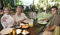 Foto de la galería: Con San Valentín, familias y gente amiga, mucho del día y noche en la ciudad en este febrero de disfrute