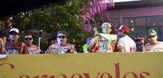 Foto de la galería: A puro color, ritmo y fiesta, los Carnavales Misioneros 2025 vivieron su lanzamiento oficial en Posadas