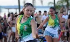 Foto de la galería: A puro color, ritmo y fiesta, los Carnavales Misioneros 2025 vivieron su lanzamiento oficial en Posadas