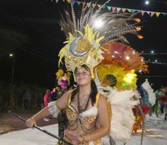Foto de la galería: San Javier celebró el inicio de los Carnavales Misioneros con una noche de música y tradición