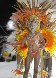 Foto de la galería: San Javier celebró el inicio de los Carnavales Misioneros con una noche de música y tradición