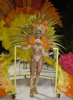 Foto de la galería: San Javier celebró el inicio de los Carnavales Misioneros con una noche de música y tradición