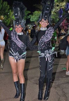 Foto de la galería: Posadas celebró el inicio de los Carnavales Misioneros en Miguel Lanús