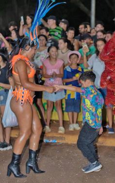 Foto de la galería: Posadas celebró el inicio de los Carnavales Misioneros en Miguel Lanús