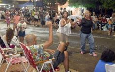 Foto de la galería: Villa Blosset se vistió de encuentro familiar, música y samba en otra fiesta que dejó el mes de carnaval  