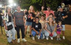 Foto de la galería: Villa Blosset se vistió de encuentro familiar, música y samba en otra fiesta que dejó el mes de carnaval  
