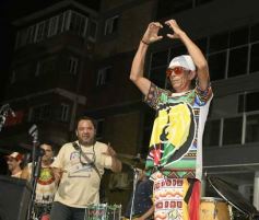 Foto de la galería: Villa Blosset se vistió de encuentro familiar, música y samba en otra fiesta que dejó el mes de carnaval  