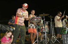 Foto de la galería: Villa Blosset se vistió de encuentro familiar, música y samba en otra fiesta que dejó el mes de carnaval  