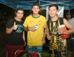 Foto de la galería: Itaembé Miní fue parte de la fiesta popular y expresiones de alegria con la última noche de carnaval en la ciudad