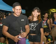 Foto de la galería: Itaembé Miní fue parte de la fiesta popular y expresiones de alegria con la última noche de carnaval en la ciudad