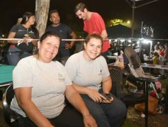 Foto de la galería: Itaembé Miní fue parte de la fiesta popular y expresiones de alegria con la última noche de carnaval en la ciudad