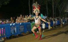 Foto de la galería: Itaembé Miní fue parte de la fiesta popular y expresiones de alegria con la última noche de carnaval en la ciudad