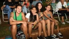 Foto de la galería: Itaembé Miní fue parte de la fiesta popular y expresiones de alegria con la última noche de carnaval en la ciudad