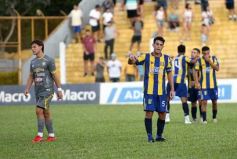 Foto de la galería: Federal A: Bartolomé Mitré arrancó con el pie derecho y sumó de a tres en su debut en Santa Inés