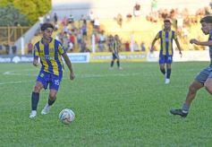 Foto de la galería: Federal A: Bartolomé Mitré arrancó con el pie derecho y sumó de a tres en su debut en Santa Inés