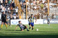 Foto de la galería: Federal A: Bartolomé Mitré arrancó con el pie derecho y sumó de a tres en su debut en Santa Inés