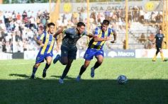 Foto de la galería: Federal A: Bartolomé Mitré arrancó con el pie derecho y sumó de a tres en su debut en Santa Inés