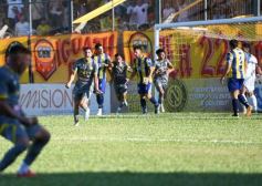 Foto de la galería: Federal A: Bartolomé Mitré arrancó con el pie derecho y sumó de a tres en su debut en Santa Inés