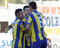 Foto de la galería: Federal A: Bartolomé Mitré arrancó con el pie derecho y sumó de a tres en su debut en Santa Inés