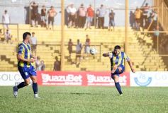 Foto de la galería: Federal A: Bartolomé Mitré arrancó con el pie derecho y sumó de a tres en su debut en Santa Inés