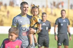 Foto de la galería: Federal A: Bartolomé Mitré arrancó con el pie derecho y sumó de a tres en su debut en Santa Inés