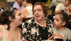 Foto de la galería: Delia Argentina Grondona recibió sus 90 años con un gran encuentro familiar en Don Fulgencio