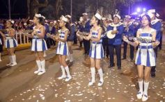Foto de la galería: San Ignacio vivió la última noche de brillo, show y encuentro en lo que fue el cierre de los Carnavales Misioneros 2025