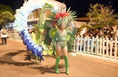 Foto de la galería: San Ignacio vivió la última noche de brillo, show y encuentro en lo que fue el cierre de los Carnavales Misioneros 2025
