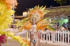 Foto de la galería: San Ignacio vivió la última noche de brillo, show y encuentro en lo que fue el cierre de los Carnavales Misioneros 2025