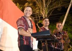 Foto de la galería: San Ignacio vivió la última noche de brillo, show y encuentro en lo que fue el cierre de los Carnavales Misioneros 2025