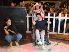 Foto de la galería: San Ignacio vivió la última noche de brillo, show y encuentro en lo que fue el cierre de los Carnavales Misioneros 2025