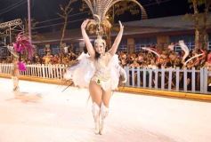 Foto de la galería: San Ignacio vivió la última noche de brillo, show y encuentro en lo que fue el cierre de los Carnavales Misioneros 2025