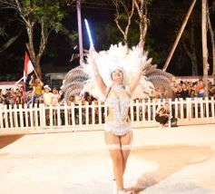 Foto de la galería: San Ignacio vivió la última noche de brillo, show y encuentro en lo que fue el cierre de los Carnavales Misioneros 2025