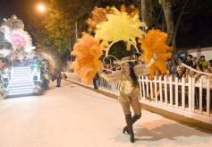 Foto de la galería: San Ignacio vivió la última noche de brillo, show y encuentro en lo que fue el cierre de los Carnavales Misioneros 2025