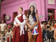 Foto de la galería: San Ignacio vivió la última noche de brillo, show y encuentro en lo que fue el cierre de los Carnavales Misioneros 2025