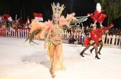 Foto de la galería: San Ignacio vivió la última noche de brillo, show y encuentro en lo que fue el cierre de los Carnavales Misioneros 2025