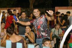 Foto de la galería: San Ignacio vivió la última noche de brillo, show y encuentro en lo que fue el cierre de los Carnavales Misioneros 2025