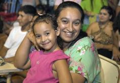 Foto de la galería: San Ignacio vivió la última noche de brillo, show y encuentro en lo que fue el cierre de los Carnavales Misioneros 2025