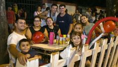 Foto de la galería: San Ignacio vivió la última noche de brillo, show y encuentro en lo que fue el cierre de los Carnavales Misioneros 2025