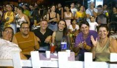 Foto de la galería: San Ignacio vivió la última noche de brillo, show y encuentro en lo que fue el cierre de los Carnavales Misioneros 2025