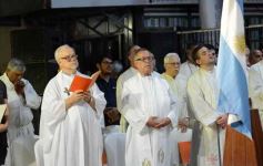 Foto de la galería: En honor a San José, Posadas acompañó las celebraciones en la multitudinaria misa en la explanada de la Catedral