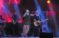 Foto de la galería: Abel Pintos se reencontró con el afecto del público misionero en el show colmado que trajo en el arranque del mes 