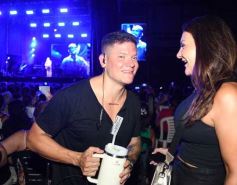 Foto de la galería: Abel Pintos se reencontró con el afecto del público misionero en el show colmado que trajo en el arranque del mes 