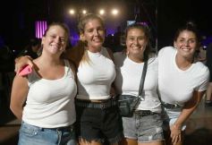 Foto de la galería: Abel Pintos se reencontró con el afecto del público misionero en el show colmado que trajo en el arranque del mes 